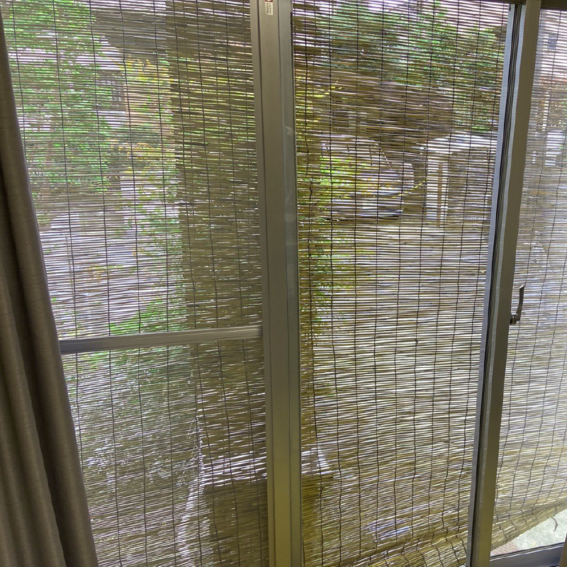 横浜市瀬谷区戸建て透明5ミリガラスが躓いた衝撃でガラスが割れてしまい、ガラスの割れ替え修理を行いました。アフタ画像