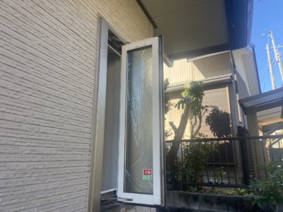【横浜市依頼】一軒家の複層ガラスを修理しましたビフォア画像